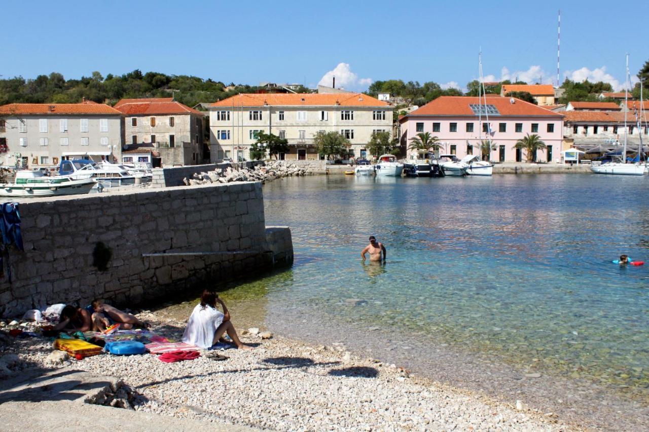Apartments With A Parking Space Sali, Dugi Otok - 8136 Extérieur photo