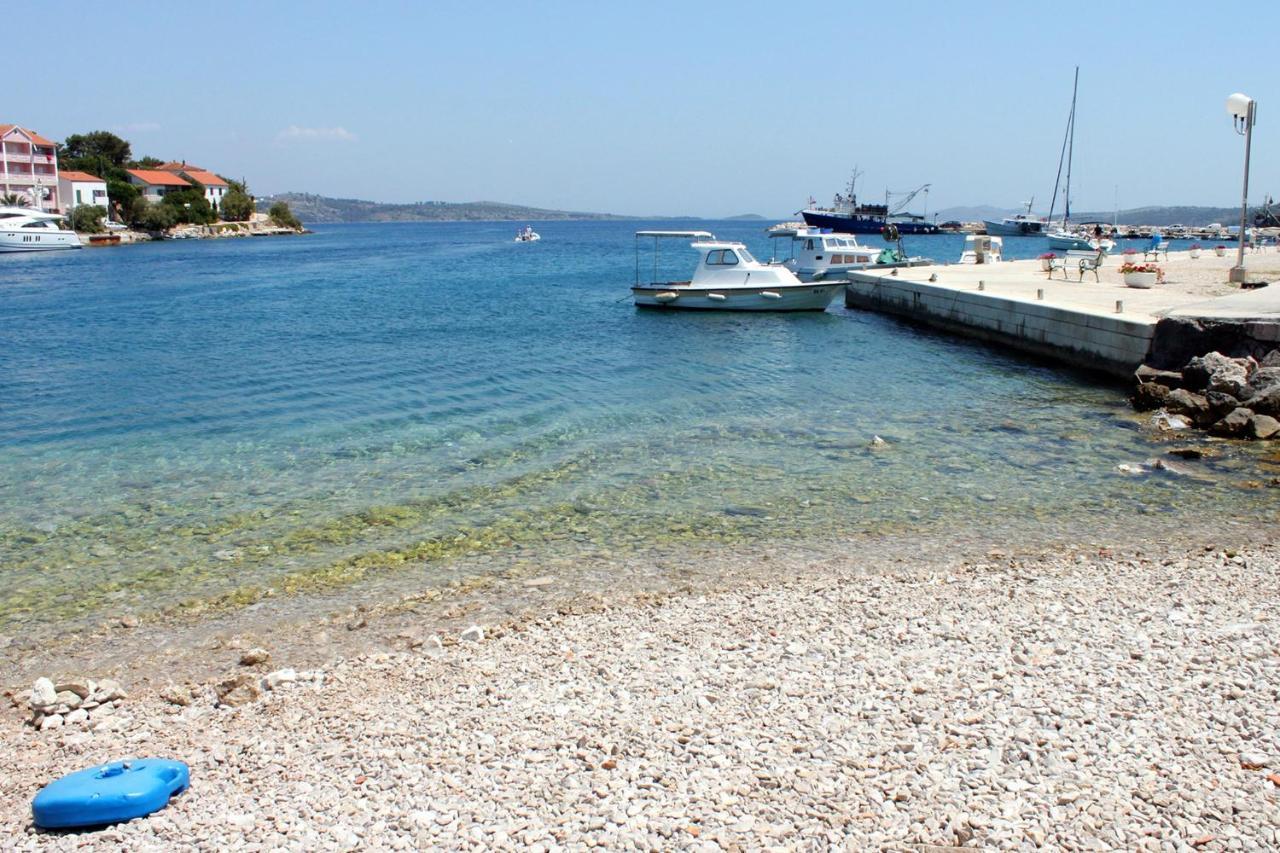 Apartments With A Parking Space Sali, Dugi Otok - 8136 Extérieur photo