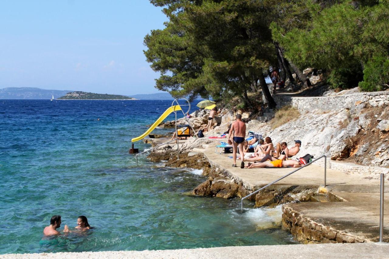 Apartments With A Parking Space Sali, Dugi Otok - 8136 Extérieur photo