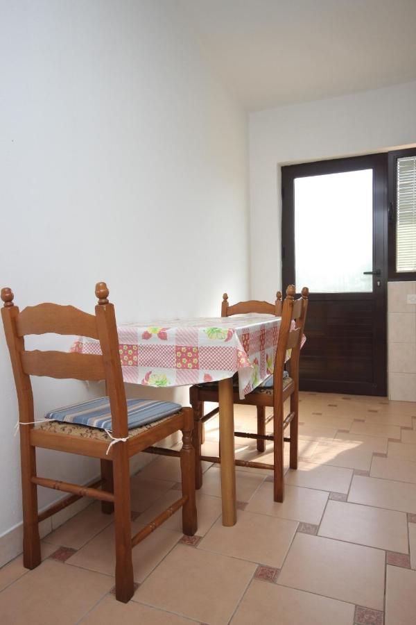 Apartments With A Parking Space Sali, Dugi Otok - 8136 Extérieur photo