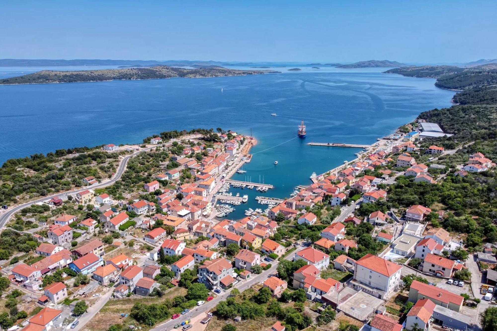 Apartments With A Parking Space Sali, Dugi Otok - 8136 Extérieur photo